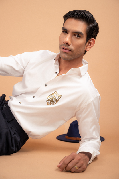 Lion Crest White Cotton Solid Shirt