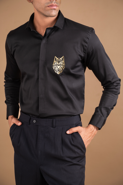 Golden lion black shirt