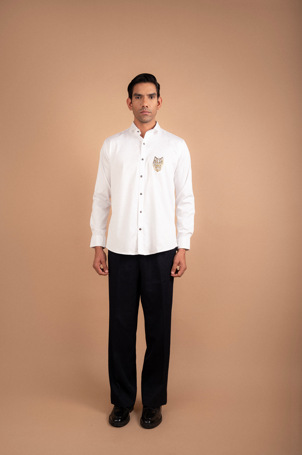 Lion Crest White Cotton Solid Shirt